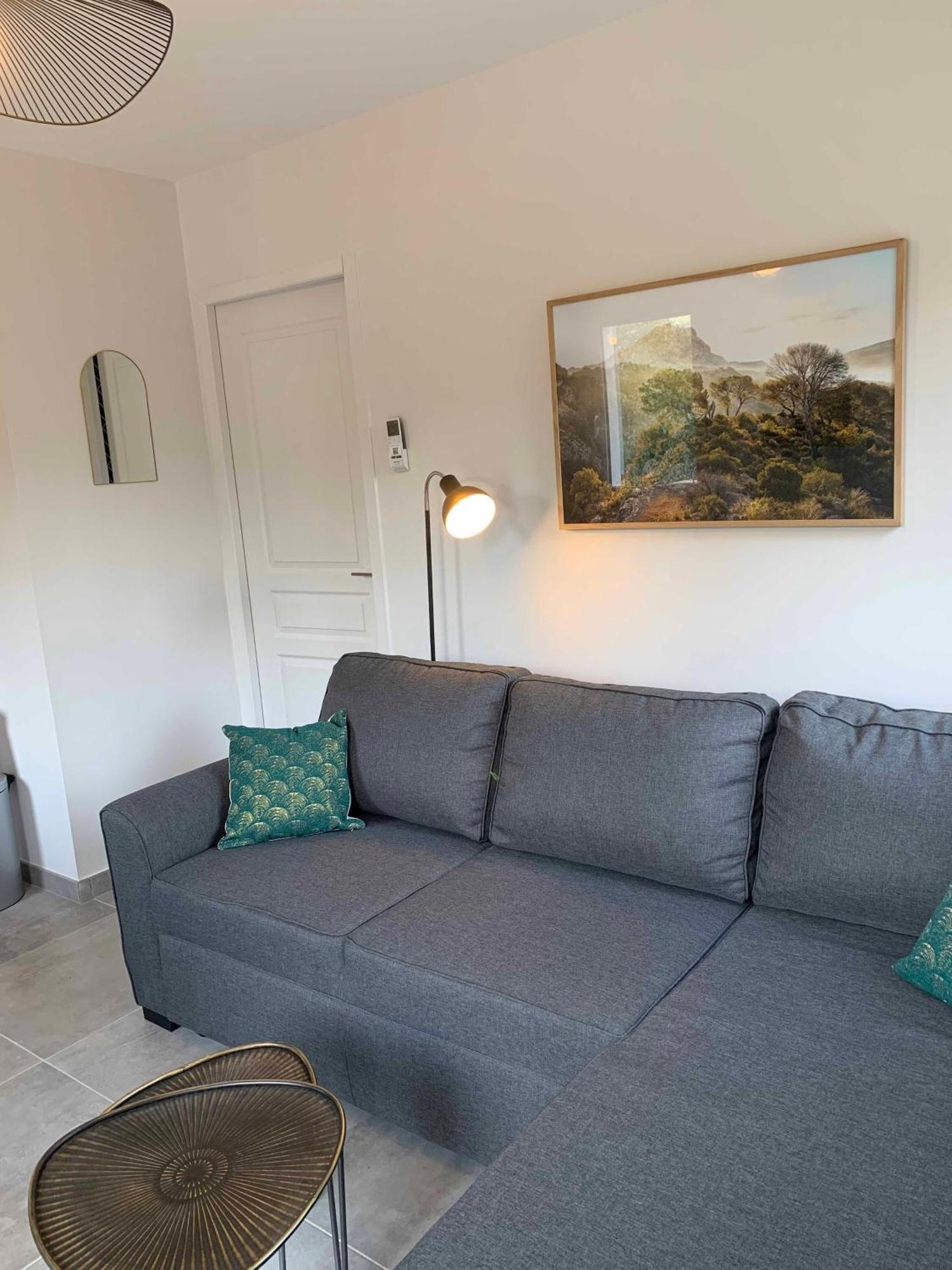 Le Cabanon De Livia Avec Piscine Privee Villa Cucuron Eksteriør billede