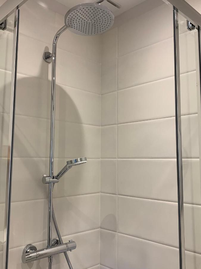 Le Cabanon De Livia Avec Piscine Privee Villa Cucuron Eksteriør billede