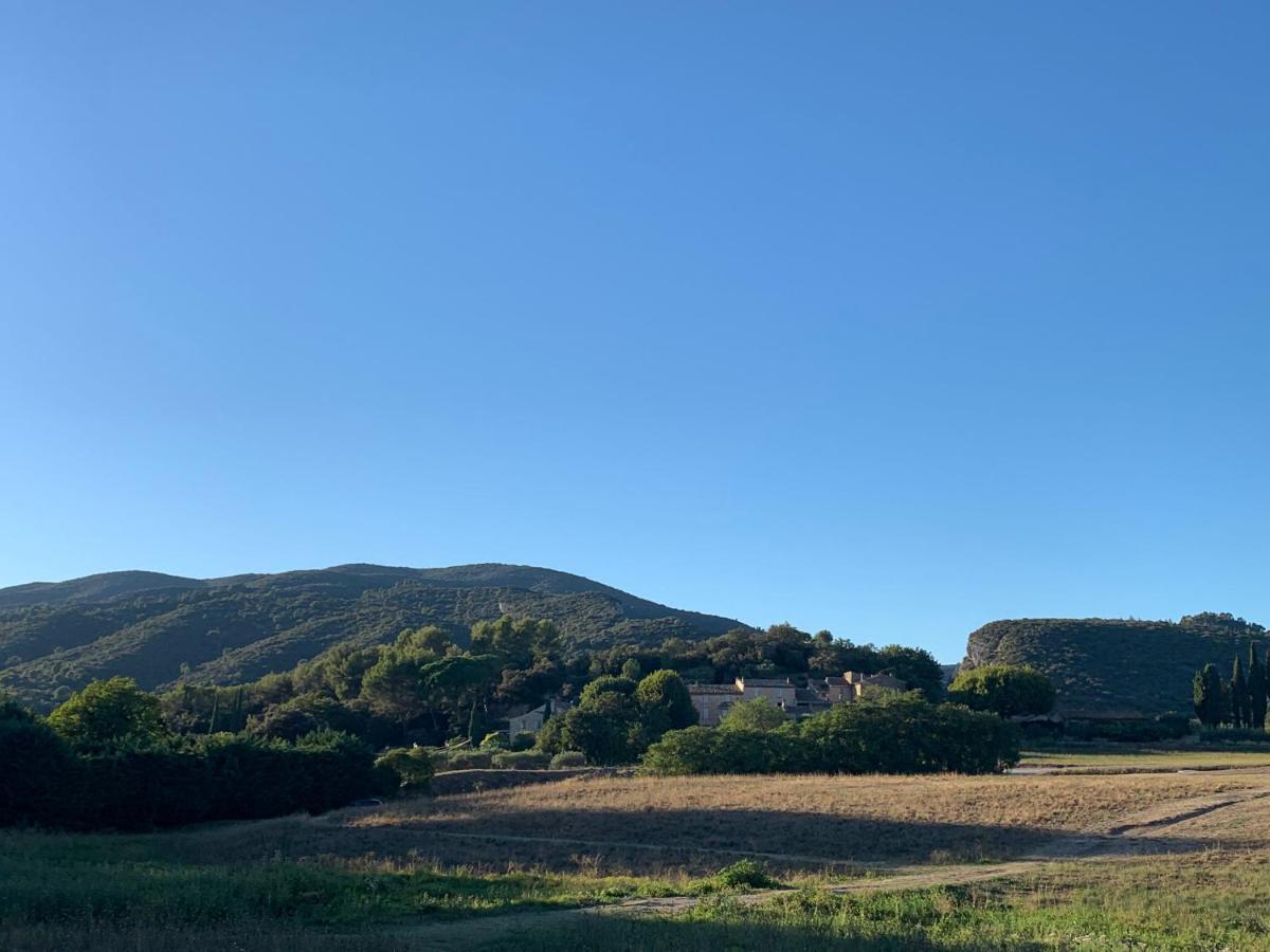 Le Cabanon De Livia Avec Piscine Privee Villa Cucuron Eksteriør billede