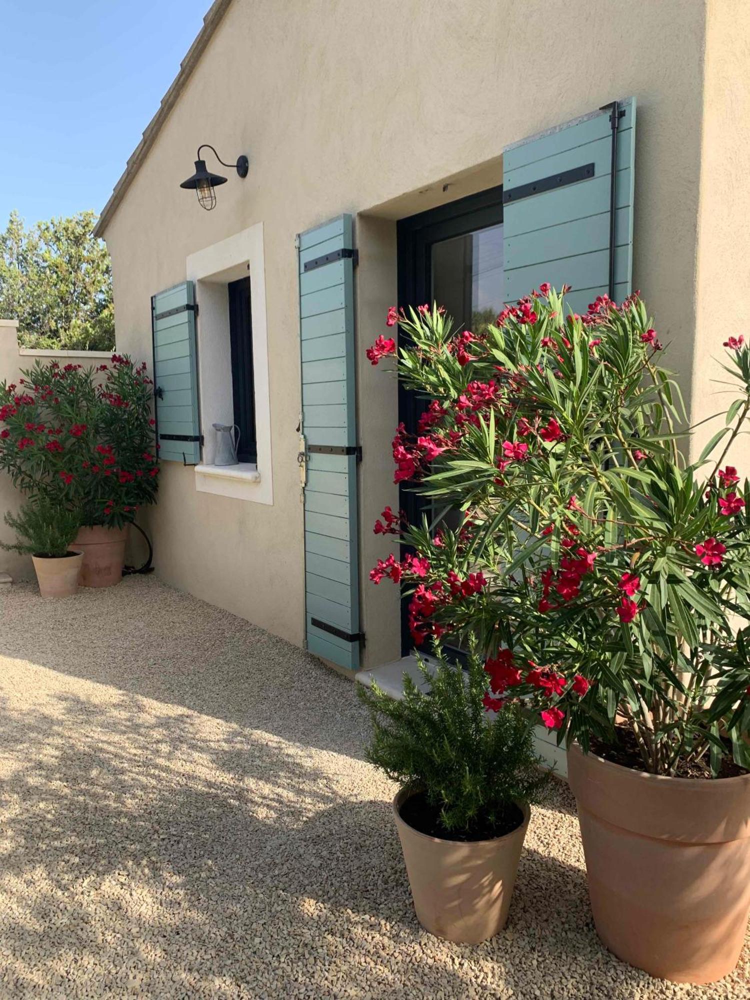 Le Cabanon De Livia Avec Piscine Privee Villa Cucuron Eksteriør billede