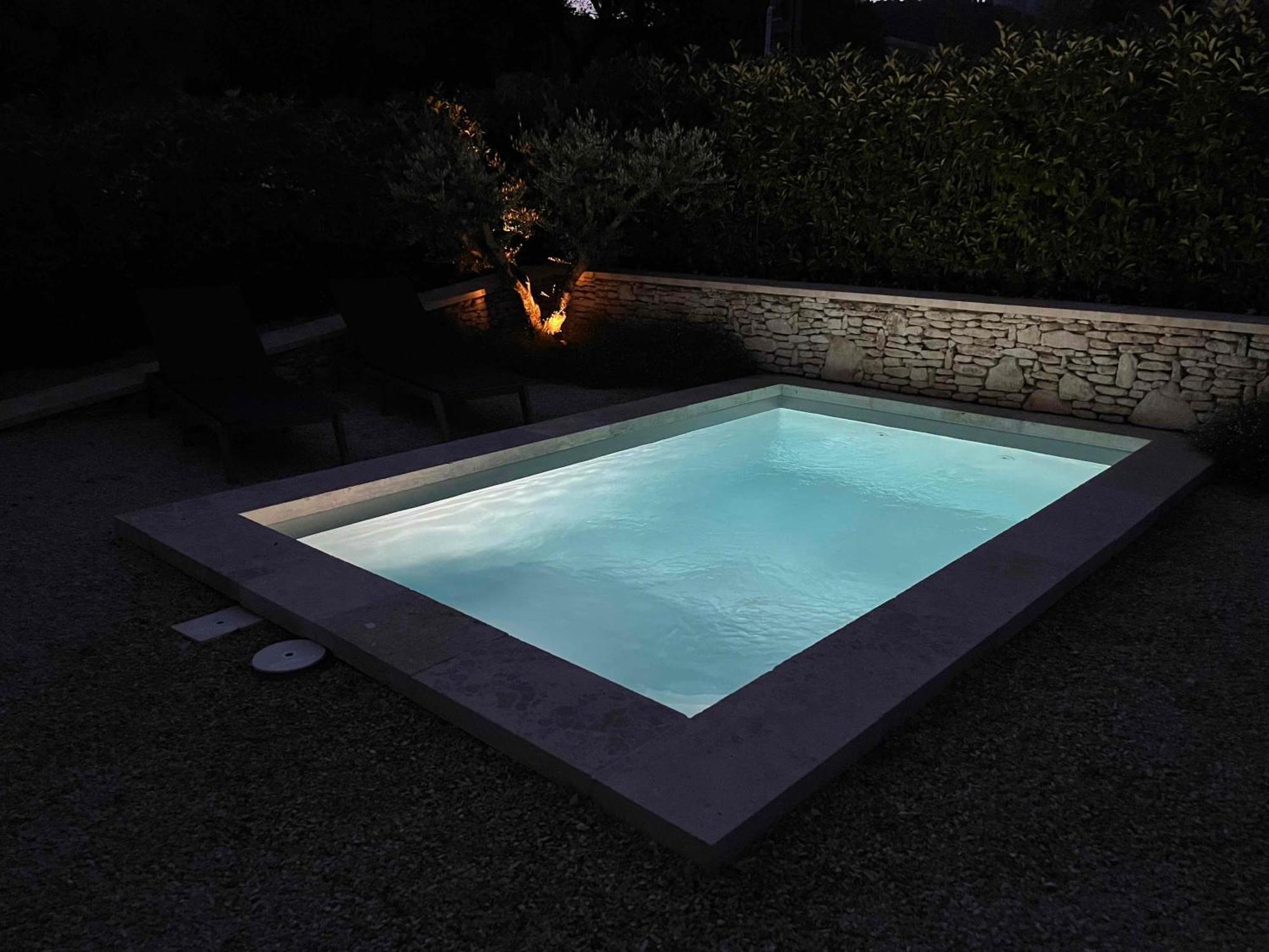 Le Cabanon De Livia Avec Piscine Privee Villa Cucuron Eksteriør billede
